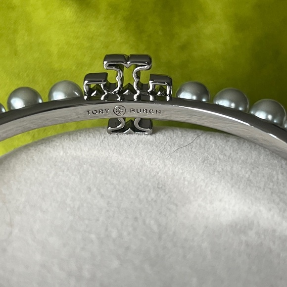 Tory Burch Kira Silver & Gray Pearl Cuff Bracelet - Picture 5 of 5